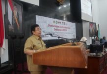 KPK: Ingat Tidak Ada Makan Siang Gratis SAMBUTAN. Dodi Riyadmadji memberikan sambutan dikegiatan pembekalan dan deklarasi LHKPN 18 Paslon kepala daerah di Balai Petitih Kantor Gubernur Kalbar, Selasa (8/5). Humas Pemprov for RK