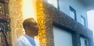 Perjalanan Mantan Preman TRANSFORMASI. Hartono, pendiri pondok pesantren Minhajul Haq. Ia telah bertransformasi dari seorang preman menjadi ustad, bahkan mendirikan pesantren besar, modern, dan megah. Jto for Rakyat Kalbar