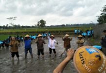 Zakat Fitri “TANI BANGKIT”. Program ''Tani Bangkit'' saat diluncurkan di Klaten, beberapa waktu lalu. Jto for Rakyat Kalbar