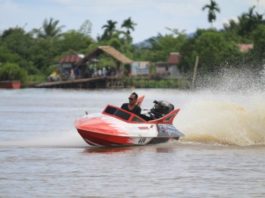 Speedboat Race 'Tersayang' Beraksi di Sungai Kapuas