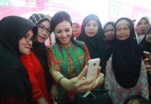 Demi Kaum Ibu, Karolin Upayakan Harga Sembako Tetap Stabil Calon Gubernur Kalimantan Barat nomor urut 2, dr. Karolin Margret Natasa