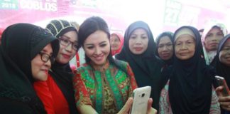 Demi Kaum Ibu, Karolin Upayakan Harga Sembako Tetap Stabil Calon Gubernur Kalimantan Barat nomor urut 2, dr. Karolin Margret Natasa