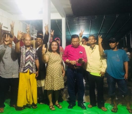 Apresiasi Kinerja Cornelis, Warga Pontianak Kota Pilih Karolin-Gidot Drs Cornelis MH