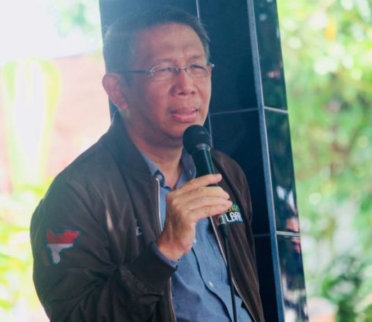 Sutarmidji: Kemenangan Sudah di Depan Mata Calon Gubernur Kalbar nomor urut tiga Sutarmidji (Kang Enchus for Equator)