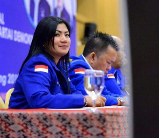 Hilda Ajak Masyarakat Kalbar Menangkan Paslon Nomor Urut 2 Sekretaris Divisi Komunikasi Publik DPP Partai Demokrat, Hilda Thawila