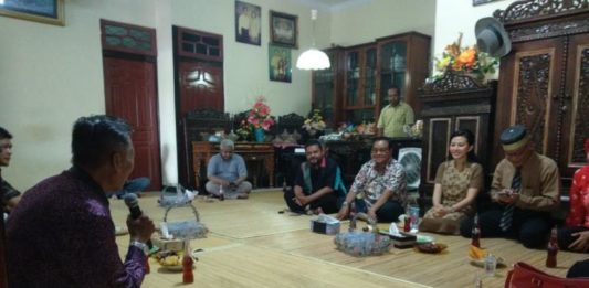 Jelang Debat, Karolin Safari Politik ke Paguyuban Jawa Kalbar Calon Gubernur Kalbar nomor urut 2, dr. Karolin Margret Natasa