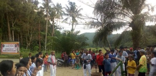Buddha Tzu Chi Penghubung Singkawang Selenggarakan Baksos Yayasan Buddha Tzu Chi Kantor Penghubung Singkawang selenggarakan Bhakti sosial pendampingan pertanian dan kesehatan di Desa Chaonk Kecamatan Mempawah Hulu Kabupaten Landak, Minggu (6/5)