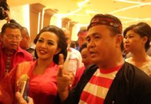 Optimalkan Pertanian, Karolin-Gidot Optimis Tekan Pengangguran Pasangan calon Gubernur Kalbar Karolin Margret Natasa-Suryadman Gidot.