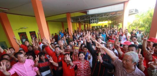 Tokoh Masyarakat Lintas Etnis di Sanggau Tak Ragu Pilih Karolin-Gidot Calon Gubernur Kalbar nomor urut 2, dr. Karolin Margret Natasa