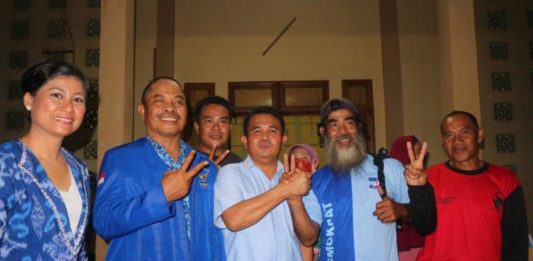 Karolin-Gidot Didukungan dari Nelayan dan Seniman Sambas