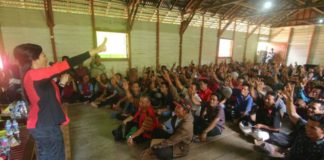 Sekolah Unggulan, Kado Hardiknas Karolin untuk Pelajar Kalbar