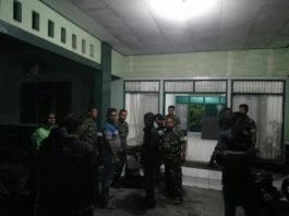 Dibuntuti dari Mempawah Pencuri Motor Dibekuk di Kubu Raya DIAMANKAN. Terduga pelaku (duduk) curanmor saat diamankan di Mako Ajendam, Ahad (20/5) malam--Pendam for RK