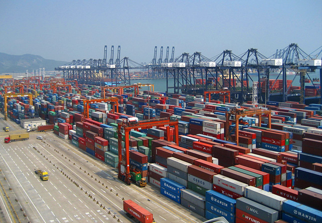 Shenzhen Port. www.newsecuritybeat.org Shenzhen Port. www.newsecuritybeat.org