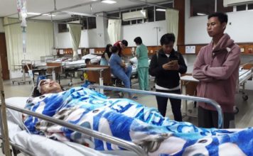 Rahayu Luka Serius Setelah Melawan Perampok PERAWATAN. Rahayu mendapatkan perawatan intensif setelah tumbang melawan perampok, Rabu (7/6) malam--Gusnadi
