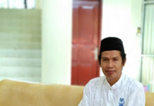 Publik Harus Objektif, Perbedaan Arti Aulia Saling Berkaitan AHLI TAFSIR. Ahli tafsir dari Yayasan Hidayatullah Balikpapan, Masykur Suyuti, ditemui Kaltim Post, Rabu (6/6). Dina Angelina-Kaltim Post