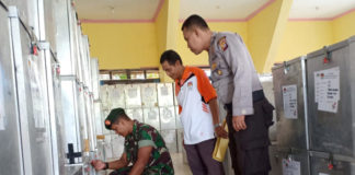 Polisi dan TNI Siaga 24 Jam