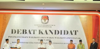 Ayo Gunakan Hak Pilih, Jangan Golput DEBAT. Debat kandidat Wali Kota dan Wakil Wali Kota Pontianak di Hotel Aston, Selasa malam (19/6). Maulidi Murni-RK