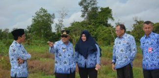 Tinjau Lokasi Pembangunan Perkantoran Kubu Raya Bupati: Masyarakat Harus Aktif Mengawasi Pembangunan