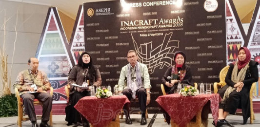 Inacraft Awards 2018 Hasilkan Kerajinan Terbaik Jumpa Pers. Penyelenggaraan Inacraft Awards 2018 di JCC. Djainab Natalia Saroh. JPNN