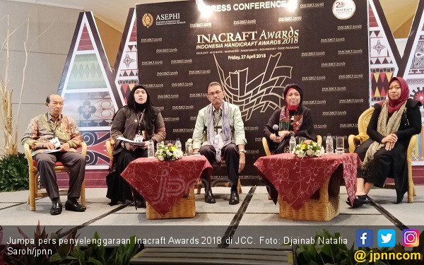 Jumpa Pers. Penyelenggaraan Inacraft Awards 2018 di JCC. Djainab Natalia Saroh. JPNN