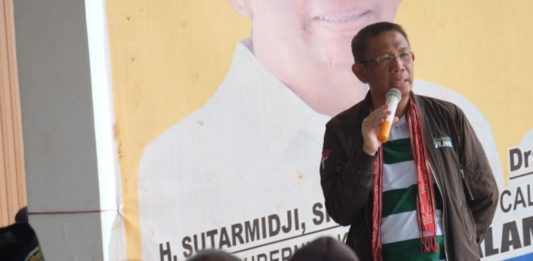 Di Ketungau Hilir, Sutarmidji: Pilih Pemimpin yang Dapat Memberikan Perubahan di Kalbar Calon Gubernur Kalbar nomor urut tiga Sutarmidji (Kang Enchus for Equator)
