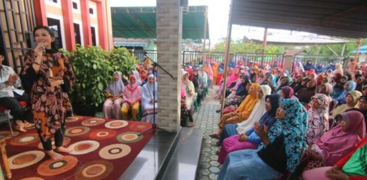 Silaturahmi Ramadan ke Mempawah, Karolin Napak Tilas Tanah Kelahiran Calon Gubernur Kalimantan Barat nomor urut 2, dr. Karolin Margret Natasa