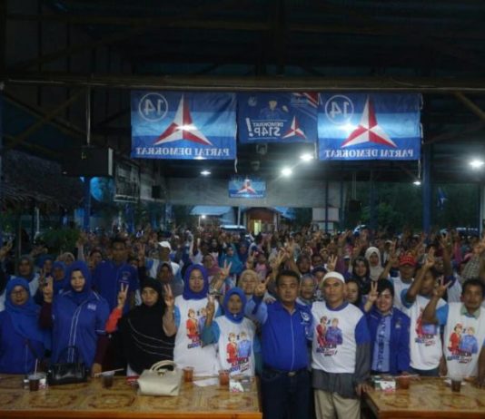 Ini yang Bikin Warga Teluk Keramat Jatuh Hati pada Karolin-Gidot