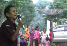 Tokoh Adat di Melawi Ingin Karolin Lanjutkan Pembangunan Menuju Kalbar Hebat Tokoh Adat di Melawi