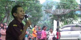 Tokoh Adat di Melawi Ingin Karolin Lanjutkan Pembangunan Menuju Kalbar Hebat Tokoh Adat di Melawi