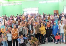 Ini Tujuan Pertemuan Sutarmidji dan Tokoh Masyarakat Singkawang Calon Gubernur Kalimantan Barat nomor 3, Sutarmidji bersilaturahim dengan para tokoh masyarakat dan agama se-Kota Singkawang (Kang Enchus for Equator)