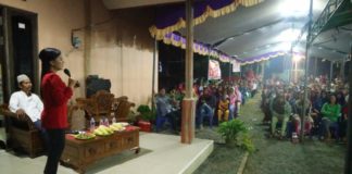 Masyarakat Rasau Jaya Dukung Kerabatnya Jadi Gubernur Kalbar Calon Gubernur Kalbar nomor urut 2, Karolin Margret Natasa