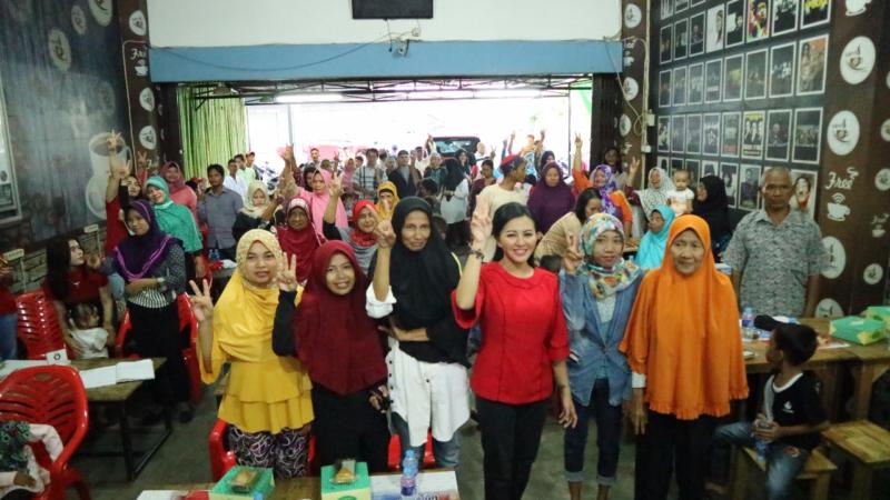 Calon Gubernur Kalbar nomor urut 2, Karolin Margret Natasa