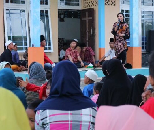 Karolin – Gidot Sudah Siapkan Program Khusus Sejahterakan Nelayan Kalbar Calon Gubernur Kalbar nomor urut 2, Karolin Margret Natasa