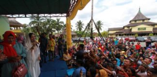 Tolak Perpecahan, Masyarakat Singbebas Siap Menangkan Karolin – Gidot