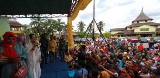 Tolak Perpecahan, Masyarakat Singbebas Siap Menangkan Karolin – Gidot