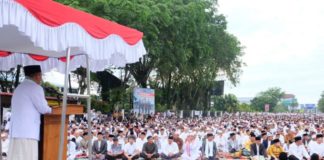 Pesan Sutarmidji di Hari Kemenangan: Tetap Jaga Kebersamaan Calon Gubernur Kalbar nomor 3, Sutarmidji memberikan pesan kepada masyarakat Kota Pontianak agar tetap menjaga kerukunan dan kebersamaan.