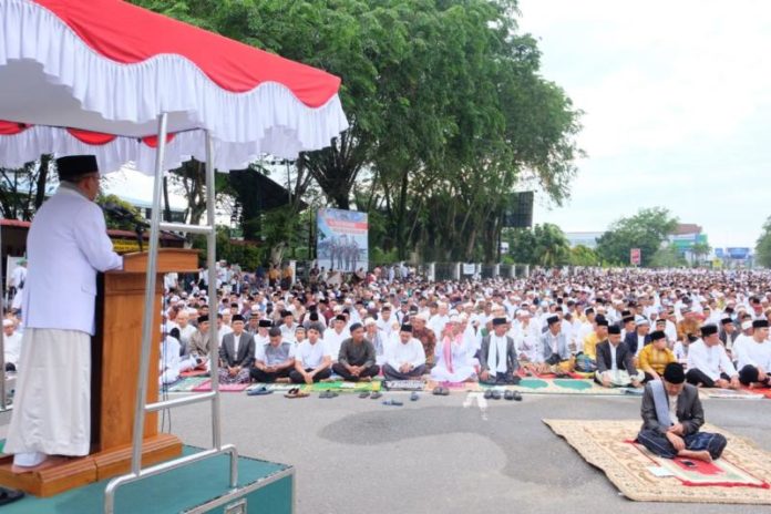 Calon Gubernur Kalbar nomor 3, Sutarmidji memberikan pesan kepada masyarakat Kota Pontianak agar tetap menjaga kerukunan dan kebersamaan.