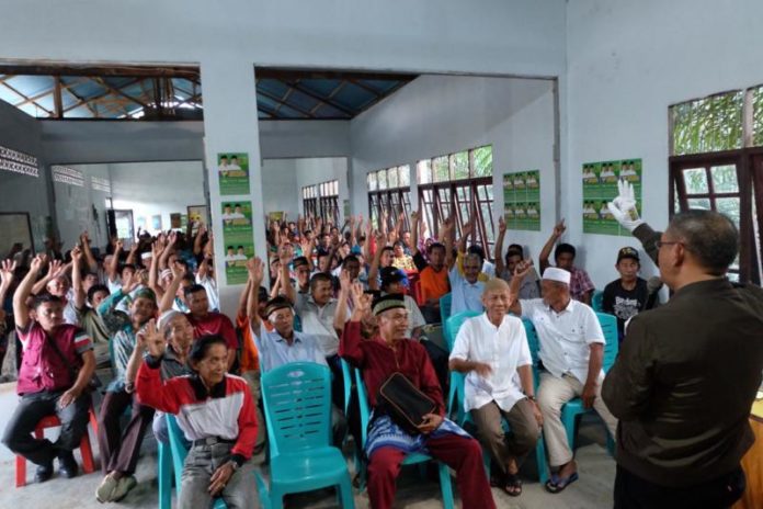 Calon Gubernur Kalimantan Barat nomor 3, Sutarmidji menghadiri acara halal bihalal di Kecamatan Bonti, Kabupaten Sanggau, Jumat (22/6/18).