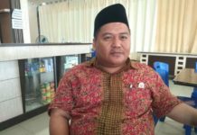 Panwaslu Sekadau Monitor Politik Intimidasi Ketua Panwaslu Sekadau, Nur Soleh. (Abdu Syukri)