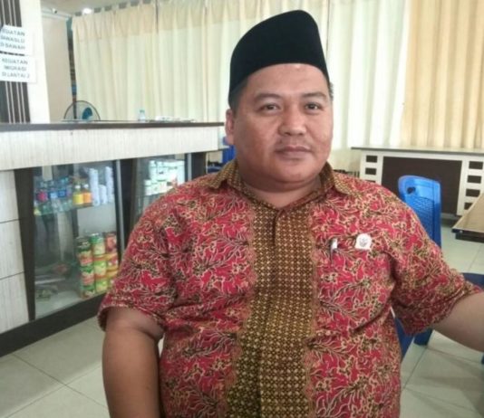 Panwaslu Sekadau Monitor Politik Intimidasi Ketua Panwaslu Sekadau, Nur Soleh. (Abdu Syukri)