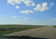 Cerita Tentang US Highway HIGHWAY. Jalan bebas hambatan di Kansas, USA. Dahlan Iskan