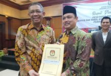Tepung Tawar Sambut Duet Pemimpin Kalbar 2018-2023 PEMIMPIN KALBAR BARU. Sutarmidji-Ria Norsan menerima penetapan sebagai Paslon Gubernur dan Wakil Gubernur Kalbar terpilih periode 2018-2023 di Ballroom Hotel Kapuas Palace, Pontianak, Selasa (24/7). Rizka Nanda-RK