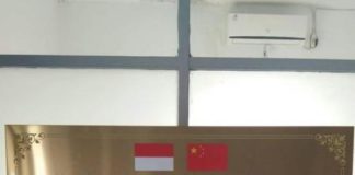 Polisi Tiongkok Langsung Sodorkan Plang SEKEDAR WACANA. Plang kantor polisi bersama Tiongkok dengan Polres Ketapang yang beredar di media sosial, Kamis (12/7). Warganet for RK