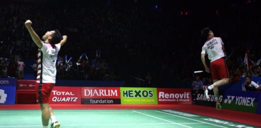 BLIBLI Indonesia Open 2018, Turnamen JUARA GANDA PUTRA. Ekspresi kemenangan Marcus Gideon/Kevin Sukamuljo, setelah menundukkan pasangan Jepang, Takuto Inoue/Yuki Kaneko, di final ganda putra Indonesia Open, Senayan, Jakarta, Minggu (8/7). Chandra Satwika-Jawa Pos