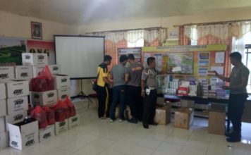 Penyelundupan Obat-obatan dan Susu Ilegal Senilai Hampir Rp 1 Milyar Digagalkan Polsek Entikong Obatan-obatan dan susu yang berhasil diamankan petugas Polsek Entikong--ist