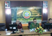 Dorong ASN Melek Teknologi BIMTEK. Edi Rusdi Kamtono membuka bimbingan teknis Gerakan Menuju Pontianak Smart City di ruang rapat Wali Kota Pontianak, Kamis (5/7). Humas Pemkot for RK