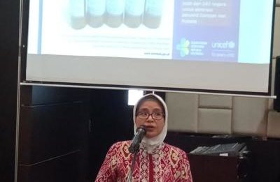 Rubella Penyakit Mematikan Nomor Tiga di Indonesia SOSIALISASI. dr. Endah Sulistiana, MARS., menjelaskan strategi eliminasi campak dan rubella, di Hotel Mercure Pontianak, Minggu (22/7). Bangun Subekti-RK
