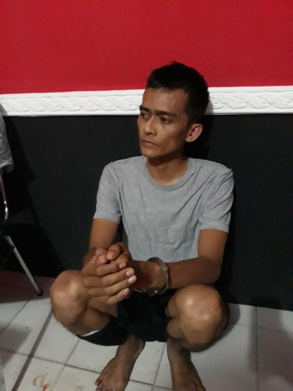 TERSANGKA. WLP saat diamankan di Mapolres Mempawah—Polisi for RK