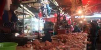 Warga Keluhan Mahalnya Harga Ayam