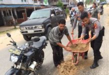 CPO Tumpah di Jalan, Lima Kendaraan Tergelincir